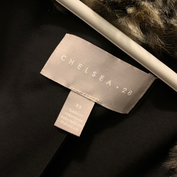 Faux fur jacket - Picture 5 of 5